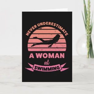 Frau beim Schwimmen Lustige Geschenke Ehefrau Karte