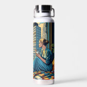 Frau beobachtet den Sonnenaufgang mit ihrer Katze Trinkflasche (Rückseite)