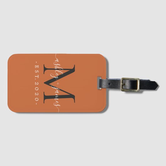 Frau Black Monogram Names Burnt Orange Gepäckanhänger (Vorderseite (Horizontal))