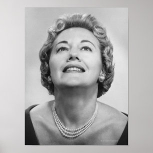 Frau, die oben schaut poster