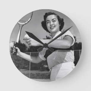 Frau, die Tennis 3 spielt Runde Wanduhr