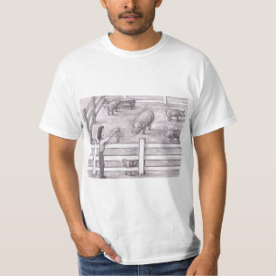 Frau, die vor vielen Schweinen eine Perlklemme win T-Shirt