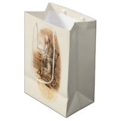 Frau Dormouse Knitting Mittlere Geschenktüte (Vorderseite Schrägansicht)