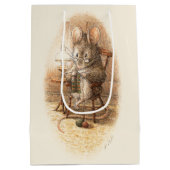 Frau Dormouse Knitting Mittlere Geschenktüte (Rückseite)