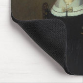 Frau durch einen Virginal Mousepad (Ecke)