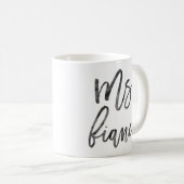 Frau Fiancé Inky Trendy Lettering Kaffeetasse (VorderseiteRechts)