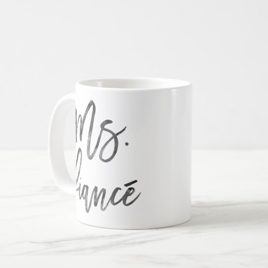 Frau Fiancé Inky Trendy Lettering Kaffeetasse (Vorderseite Links)