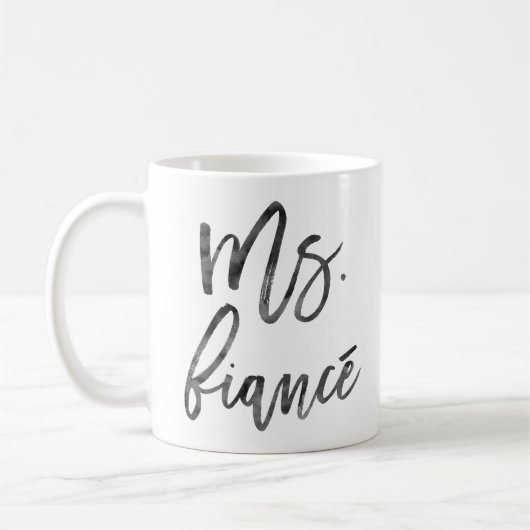 Frau Fiancé Inky Trendy Lettering Kaffeetasse (Links)