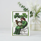 Frau Harp of Erin Kleeblatt, St Patrick's Day Postkarte (Stehend Vorderseite)