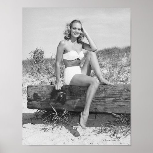 Frau im Bikini Poster (Vorne)