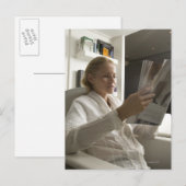 Frau im Friseursalon Postkarte (Vorne/Hinten)
