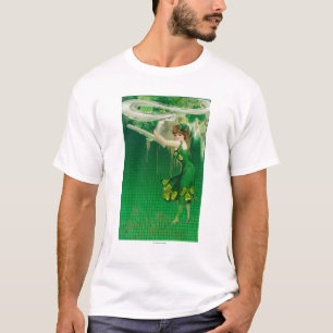 Frau im Grünen mit einer Pipe-Szene T-Shirt