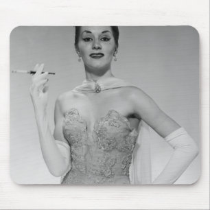 Frau im Kleid Mousepad
