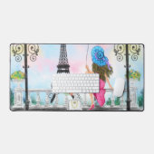 Frau im Pariser Eiffelturm Schreibtischunterlage (Tastatur & Maus)