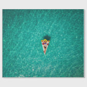 Frau im Pizzafloat Geschenkpapier (Flach)