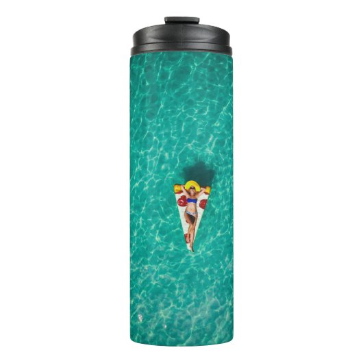 Frau im Pizzafloat Thermosbecher (Vorderseite)