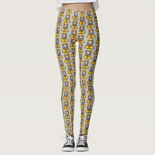 Frau im Regenmantel Leggings