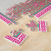Frau im rosa Puzzle (Seite)