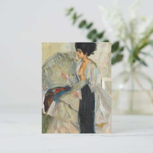 Frau im Studio | Edward Cucuel Postkarte (Stehend Vorderseite)