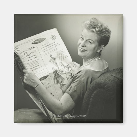 Frau im Stuhl Magnet (Vorne)