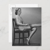 Frau im Stuhl Postkarte (Vorne/Hinten)