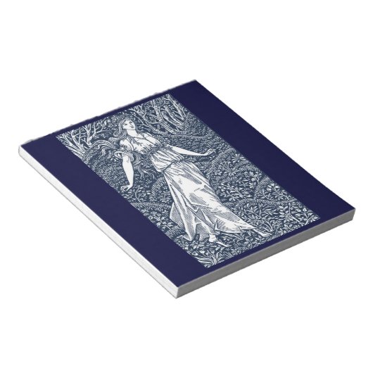 Frau im Wald Notizblock (angewinkelt)