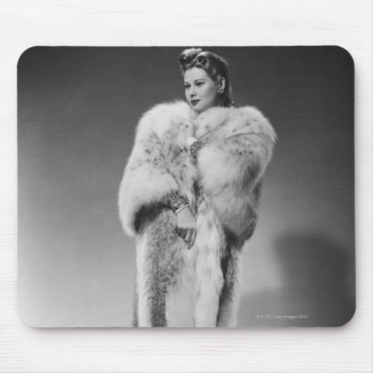 Frau in Abends-Kleid 2 Mousepad (Vorne)