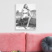 Frau in Bikini Leinwanddruck (Insitu (Wohnzimmer))