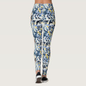 Frau in Blau Leggings (Rückseite)