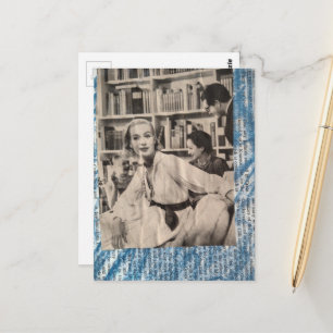 Frau in der Bibliothek in der Ära der 1930er Jahre Postkarte