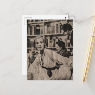 Frau in der Bibliothek in der Ära der 1930er Jahre Postkarte