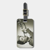 Frau in der Soldat-Uniform Gepäckanhänger (Vorderseite vertikal)