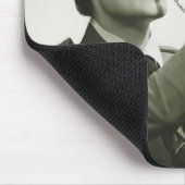 Frau in der Soldat-Uniform Mousepad (Ecke)
