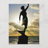 Frau in der Sonne Postkarte (Vorderseite)