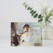 Frau in der Toilette von Berthe Morisot Postkarte (Stehend Vorderseite)