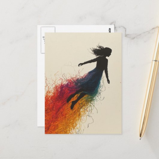 Frau in einem Regenbogenkleid Postkarte (Vorderseite/Rückseite Beispiel)