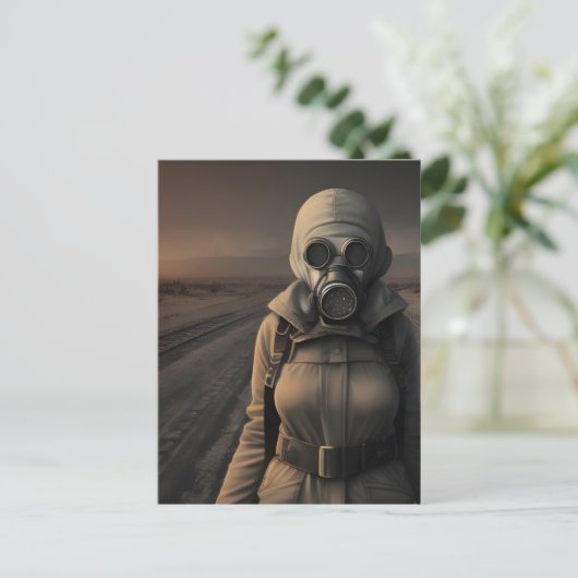 Frau in einer Gasmaske apokalyptische Kunst Postkarte (Stehend Vorderseite)