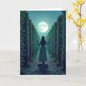 Frau in einer mondbeleuchteten, großen Hecke Karte (Gelbe Blume)