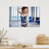 Frau in farbenfroher Umgebung Poster (Küche)