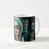 Frau in grüner Sonnenbrille Kaffeetasse (VorderseiteRechts)