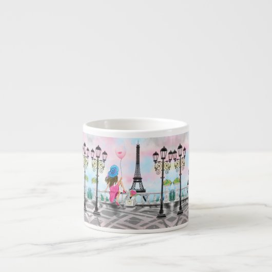 Frau in Paris Espresso Tasse Eiffelturm (Vorderseite)