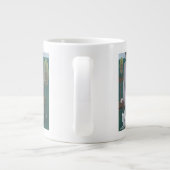 Frau in Park 2006 Jumbo-Tasse (Rückseite)