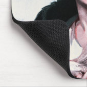 Frau in rotem Hut Mousepad (Ecke)