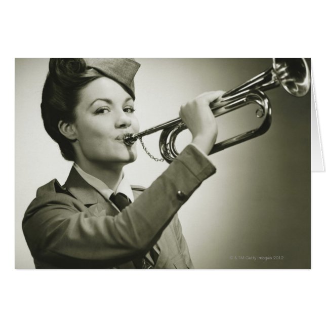 Frau in Soldier Uniform (Vorderseite (Horizontal))