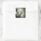 Frau in Soldier Uniform Quadratischer Aufkleber (Tasche)