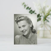 Frau lächeln 2 postkarte (Stehend Vorderseite)