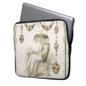 Frau liest Regency-Modebild Laptopschutzhülle (Vorderseite Links)