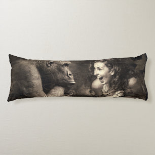 Frau Making Gorilla Laugh Seitenschläferkissen