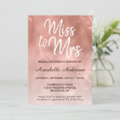 Frau Metallic Glam Rose Gold Brautparty Einladung (Stehend Vorderseite)