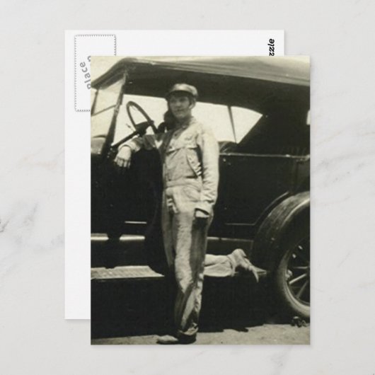 Frau mit Auto Postkarte (Vorne/Hinten)